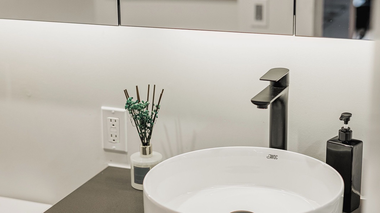 Photo of Bathroom in Griffintown