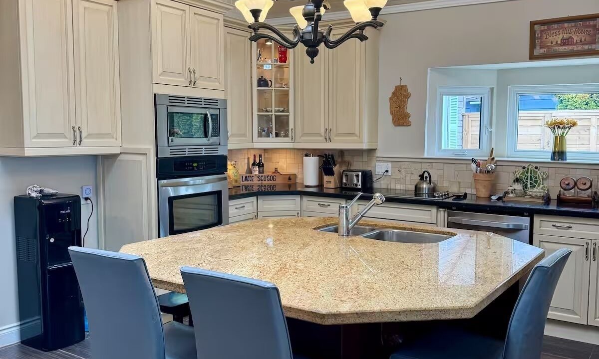 Photo of Kitchen in Scugog