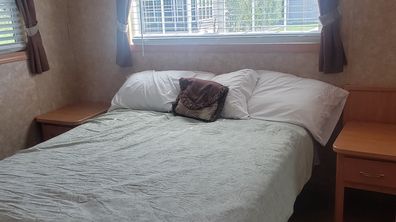 Photo of Bedroom in Division No. 8