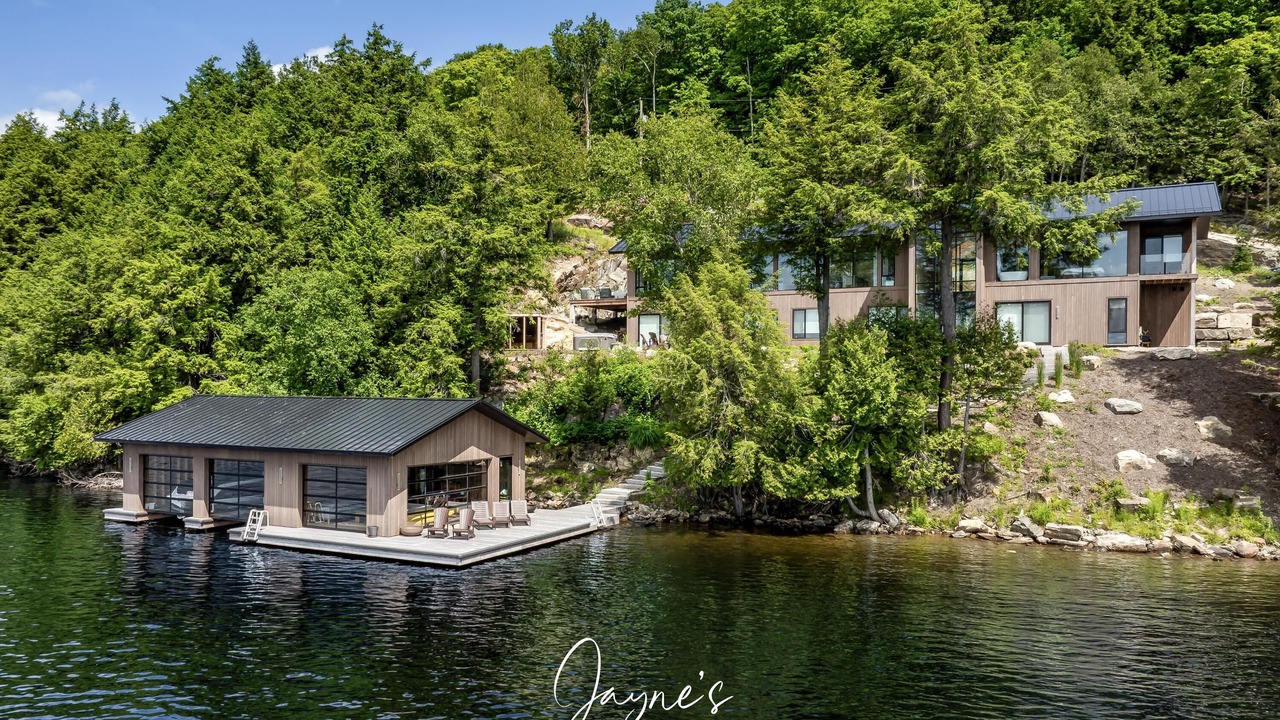 Photo of Others in Lake of Bays