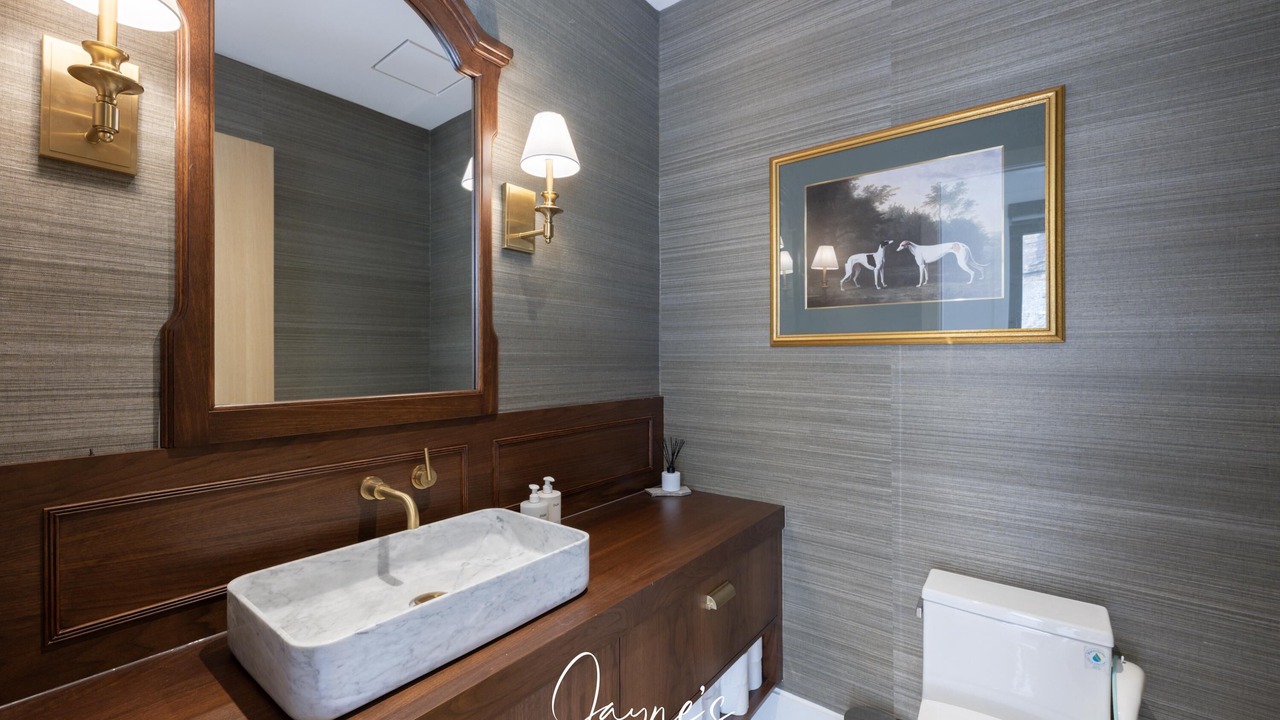 Photo of Bedroom in Lake of Bays
