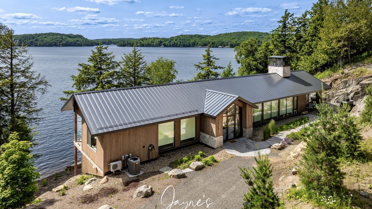 Photo of Others in Lake of Bays