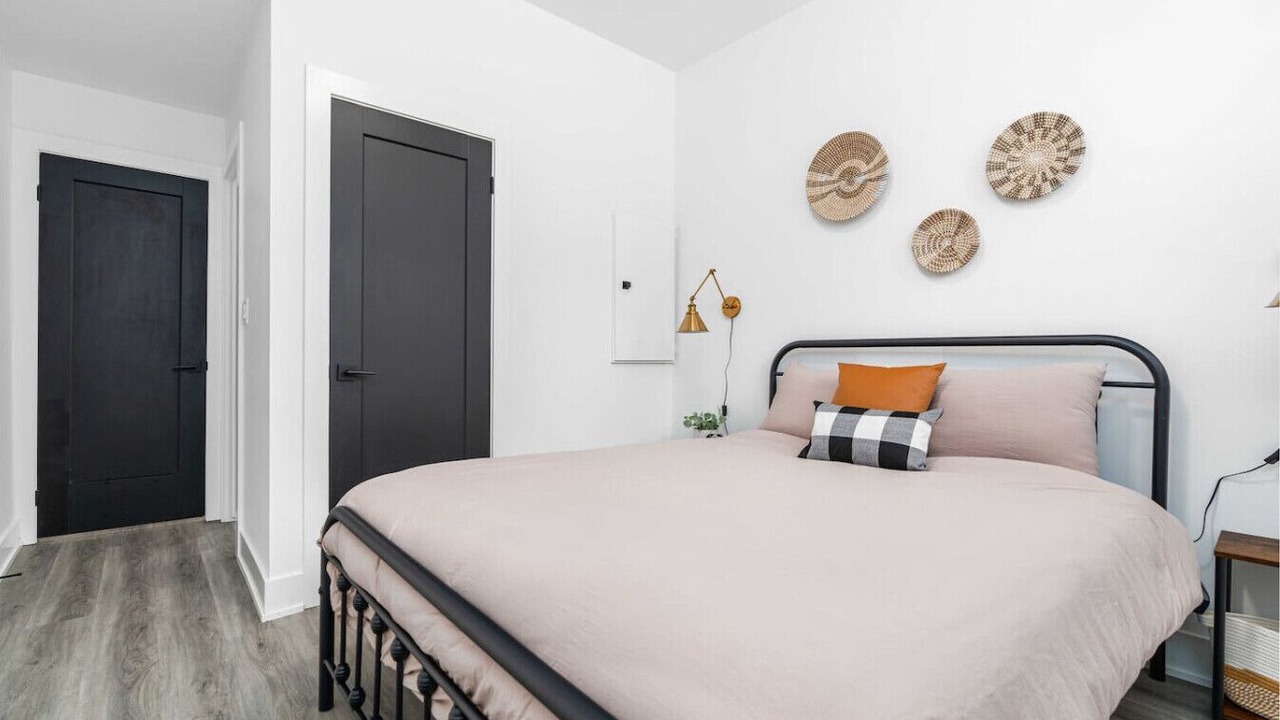 Photo of Bedroom in Downtown London