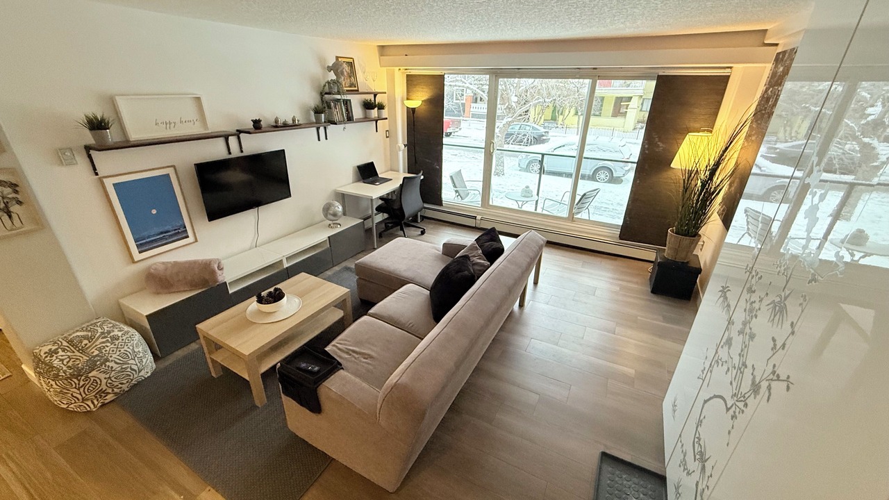 Photo of Livingroom in Connaught