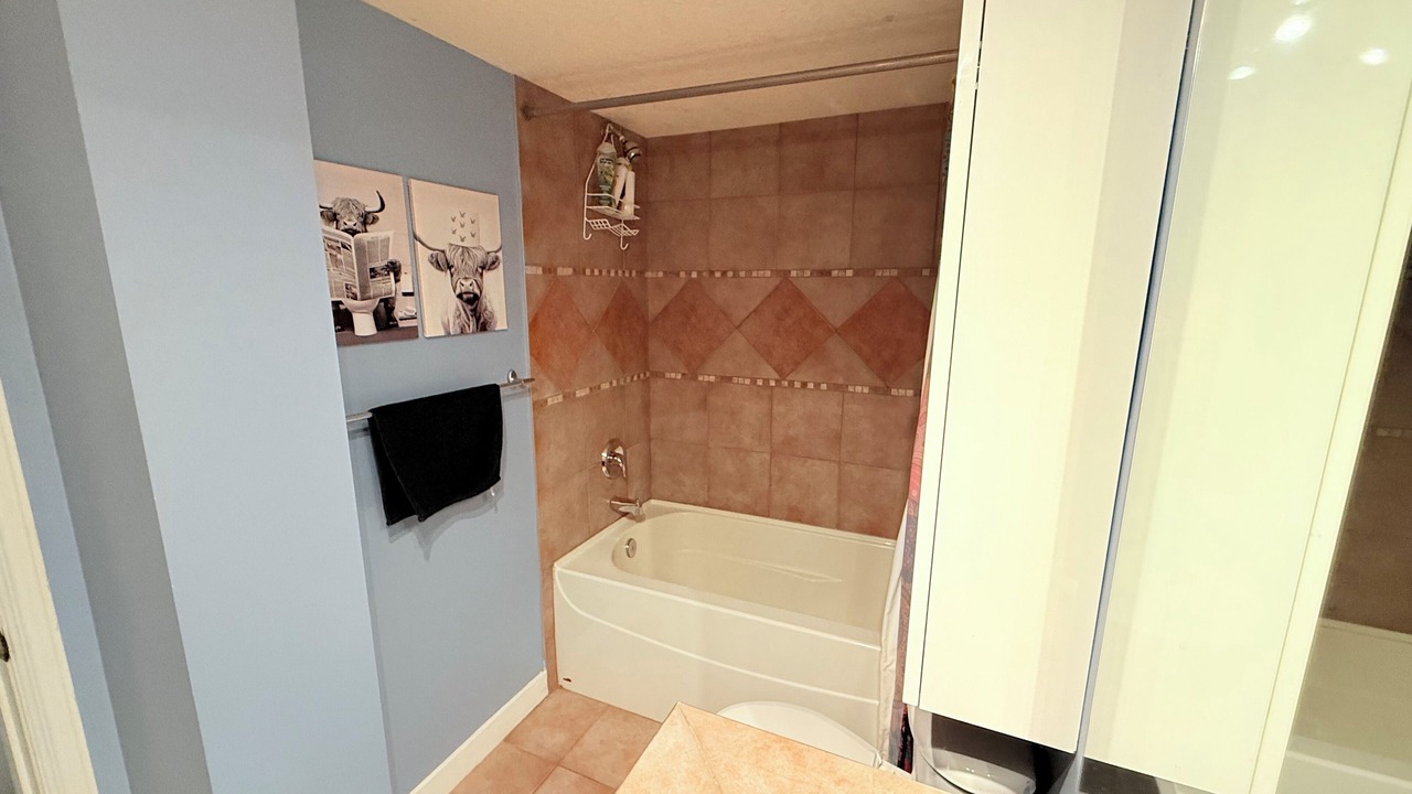 Photo of Bathroom in Connaught