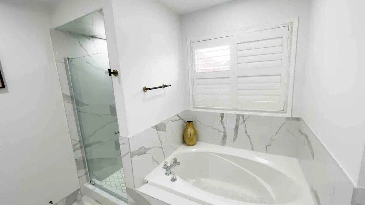 Photo of Bathroom in Churchill Meadows