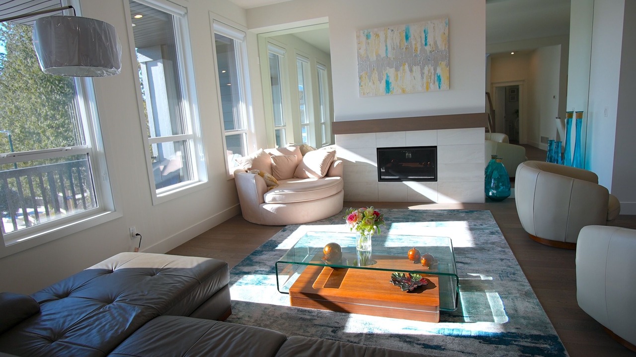 Photo of Livingroom in Burke Mountain