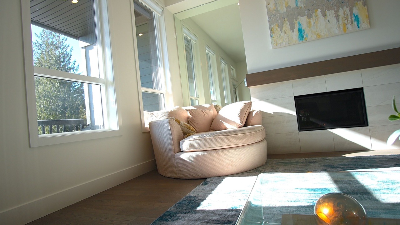 Photo of Livingroom in Burke Mountain