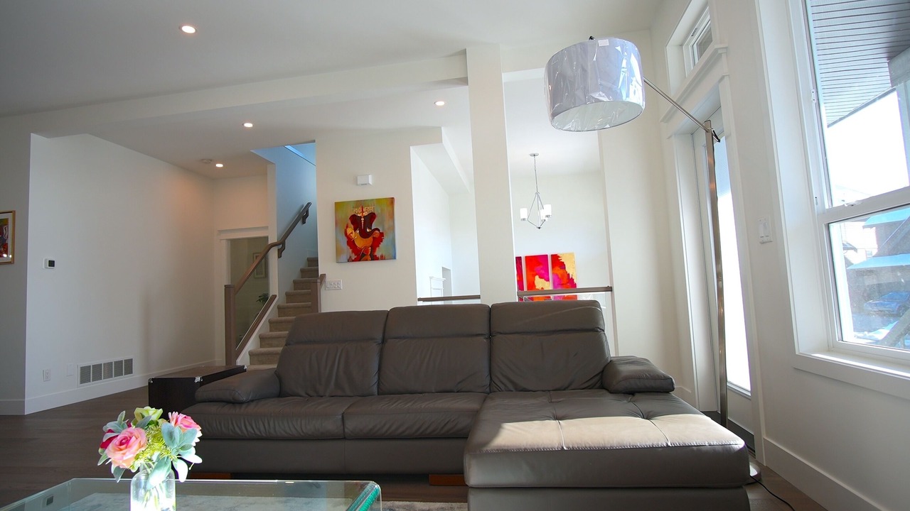 Photo of Livingroom in Burke Mountain
