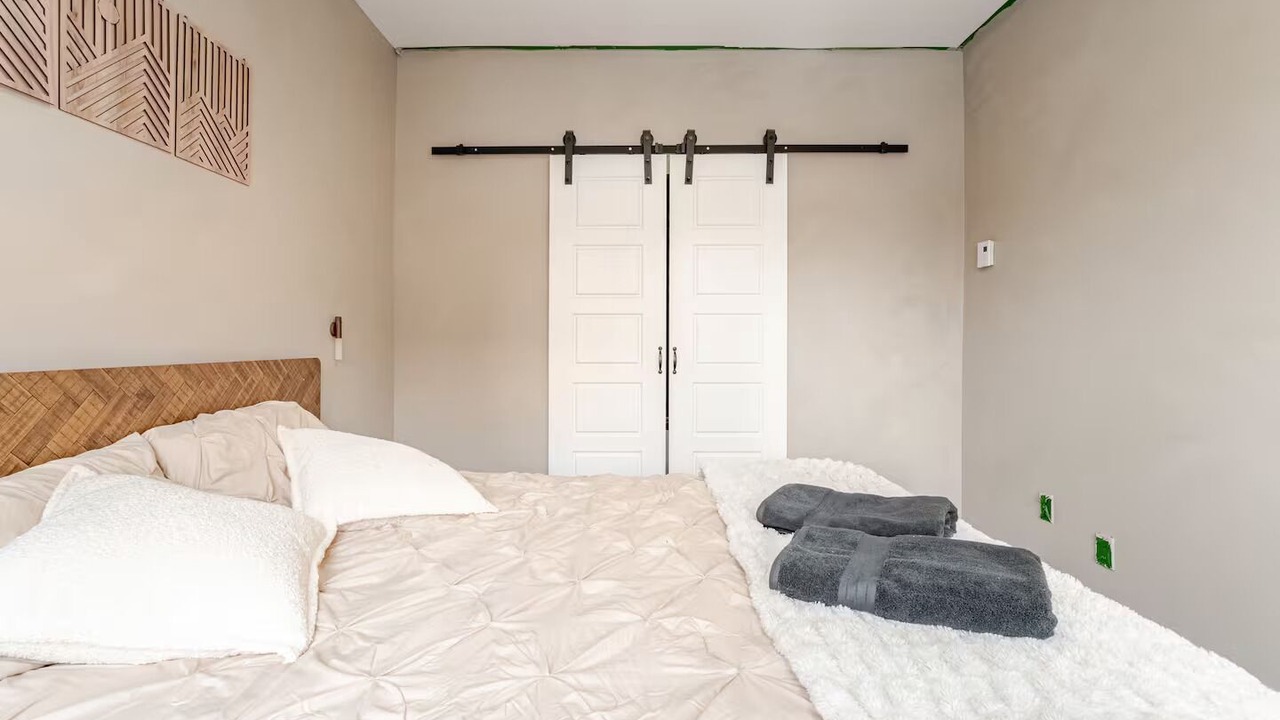 Photo of Bedroom in Lachine