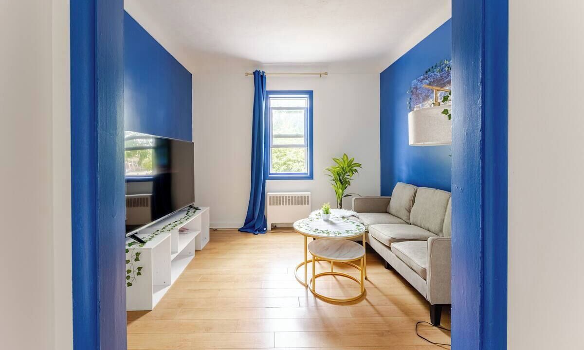 Photo of Livingroom in Downtown Gatineau