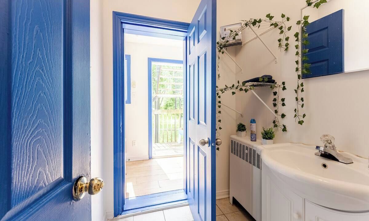 Photo of Bathroom in Downtown Gatineau