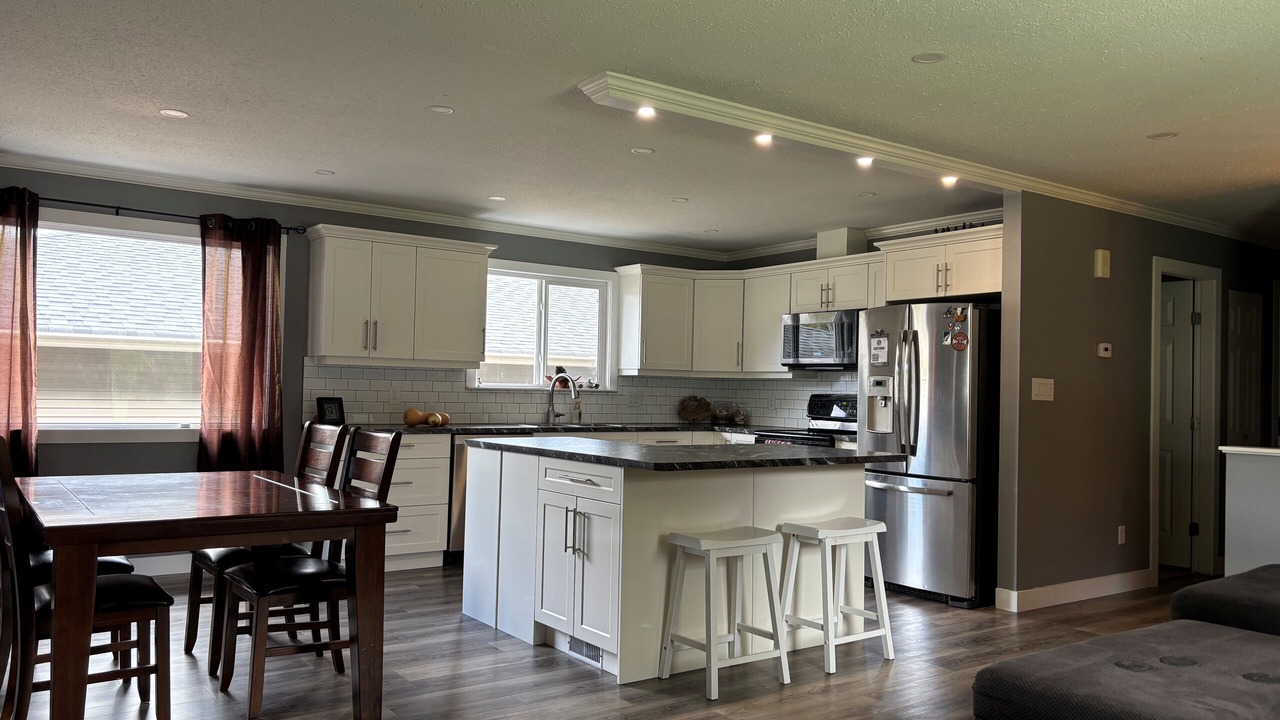 Photo of Kitchen in Canoe