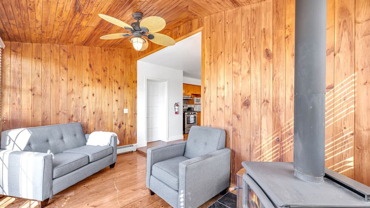 Photo of Livingroom in Sherkston