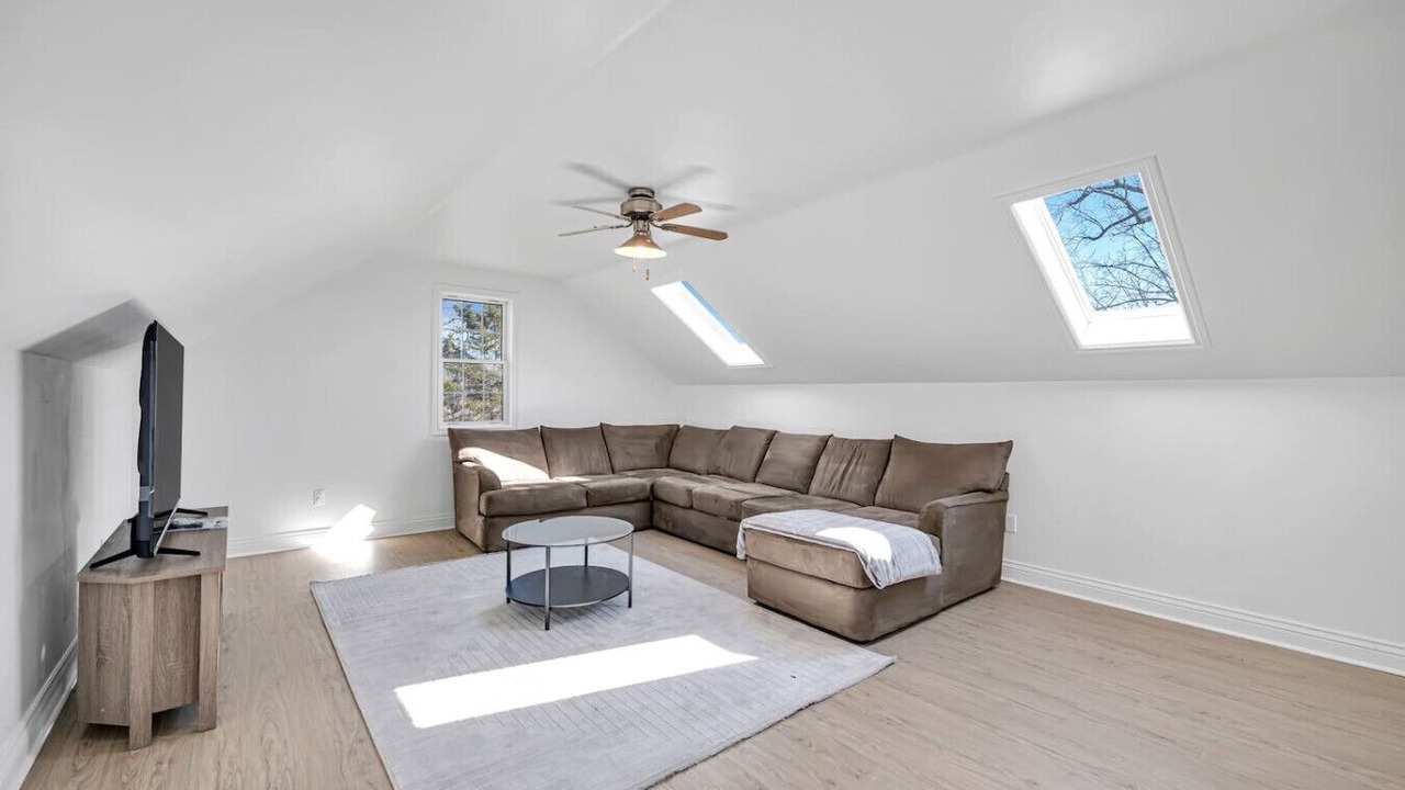 Photo of Livingroom in Sherkston
