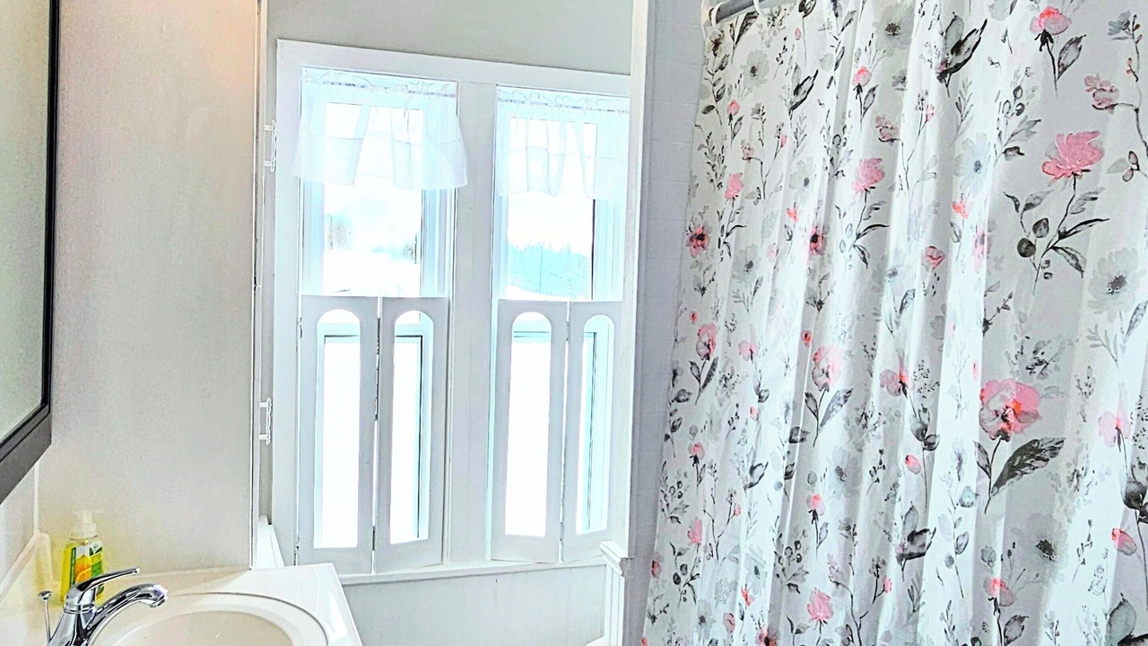 Photo of Bathroom in Charlotte's Shore