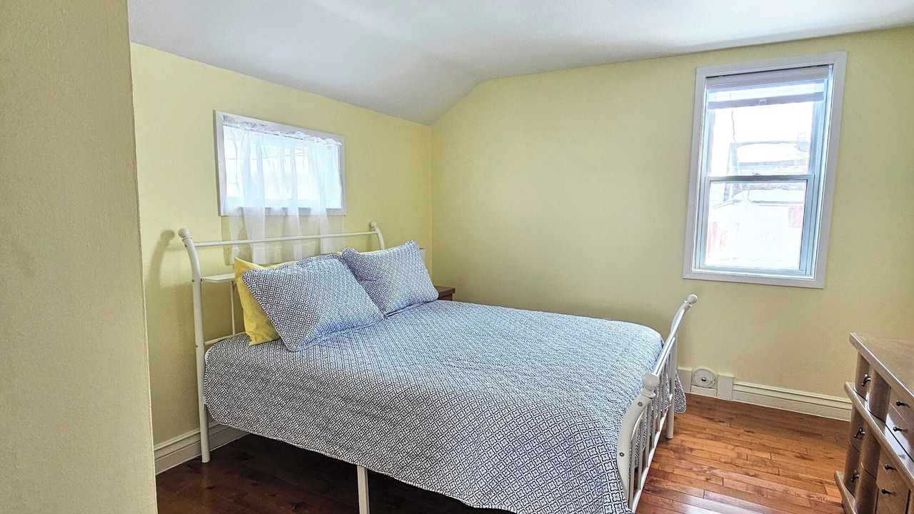 Photo of Bedroom in Charlotte's Shore