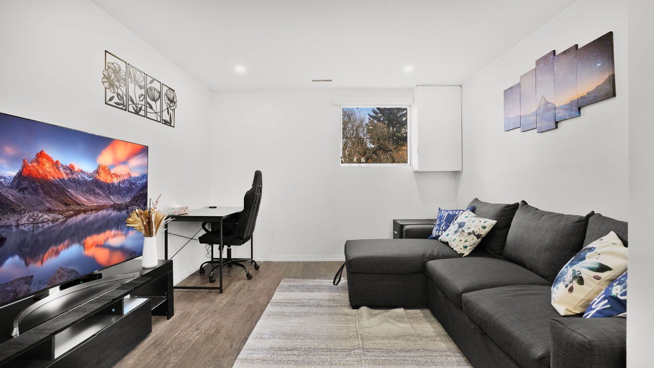 Photo of Livingroom in Northwest Calgary