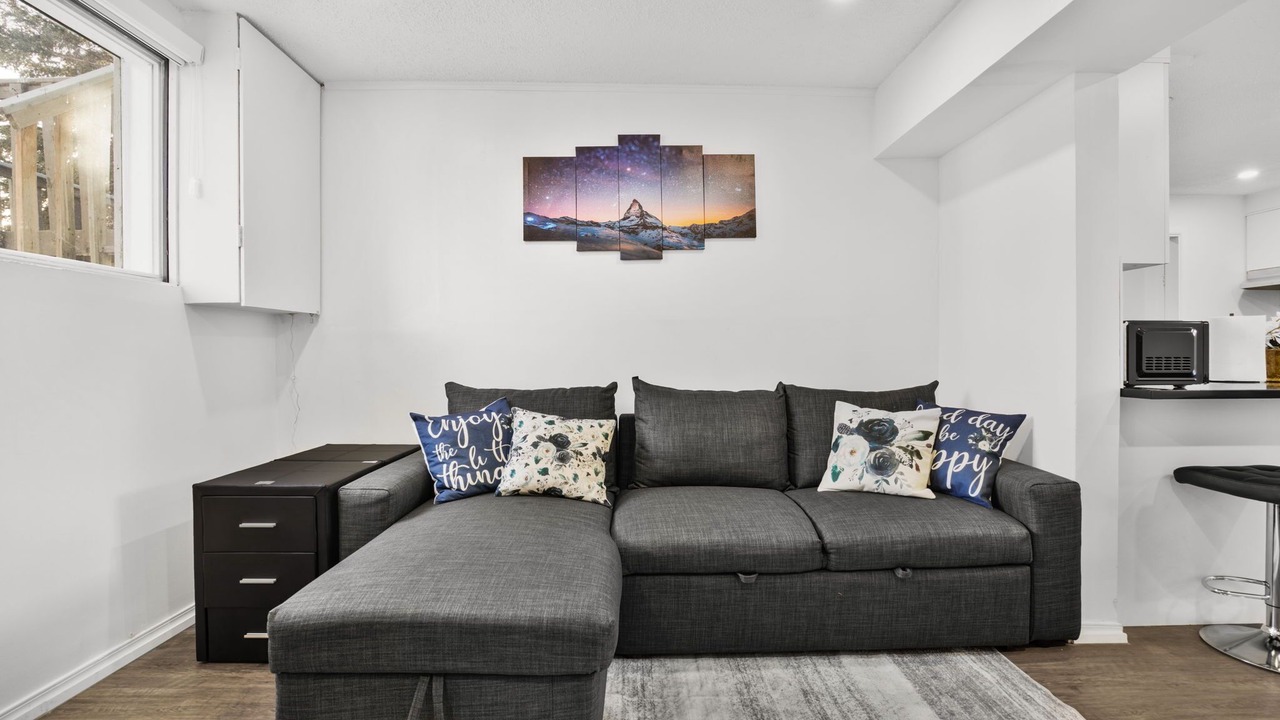 Photo of Livingroom in Northwest Calgary