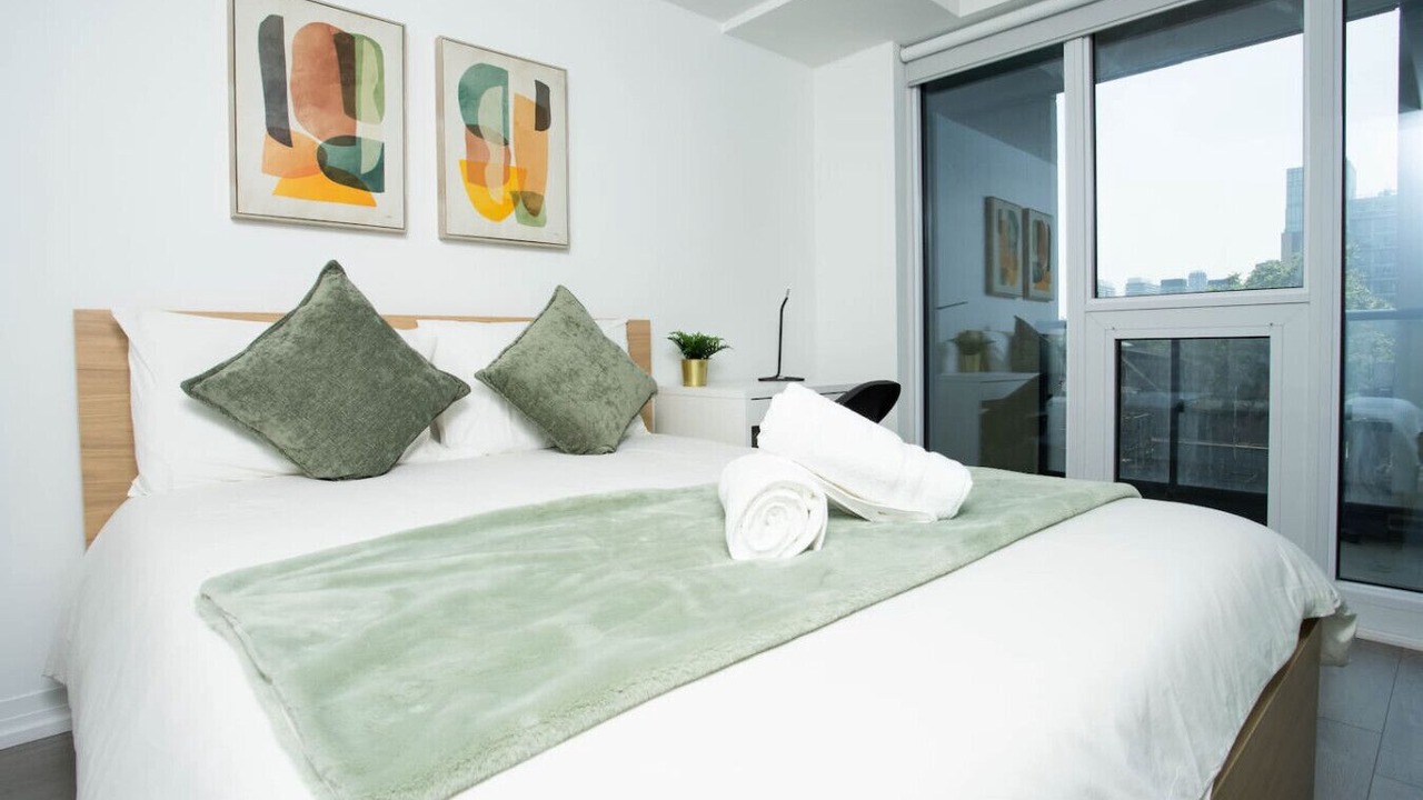 Photo of Bedroom in Garden District