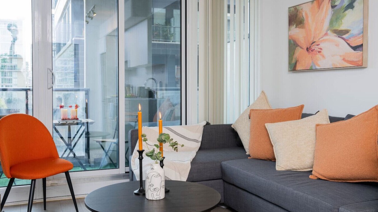 Photo of Livingroom in Garden District
