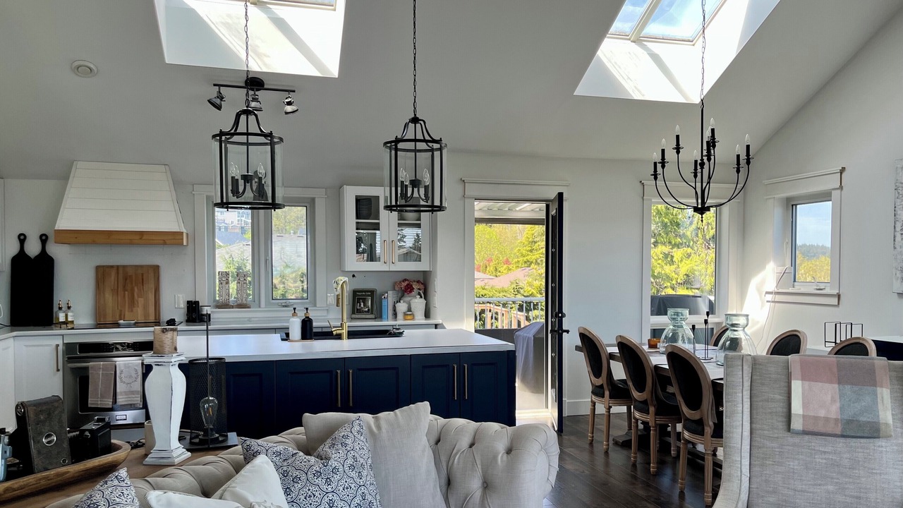 Photo of Livingroom in Chemainus