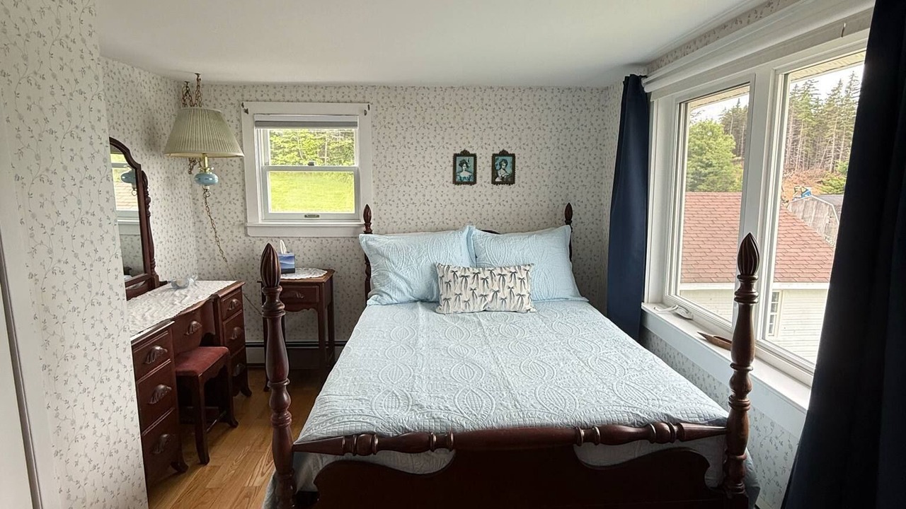 Photo of Bedroom in Sand Point