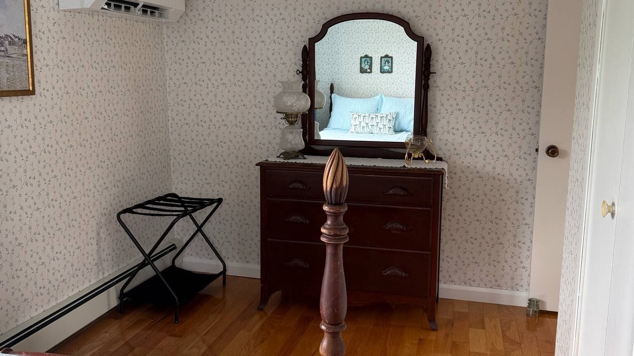 Photo of Bedroom in Sand Point