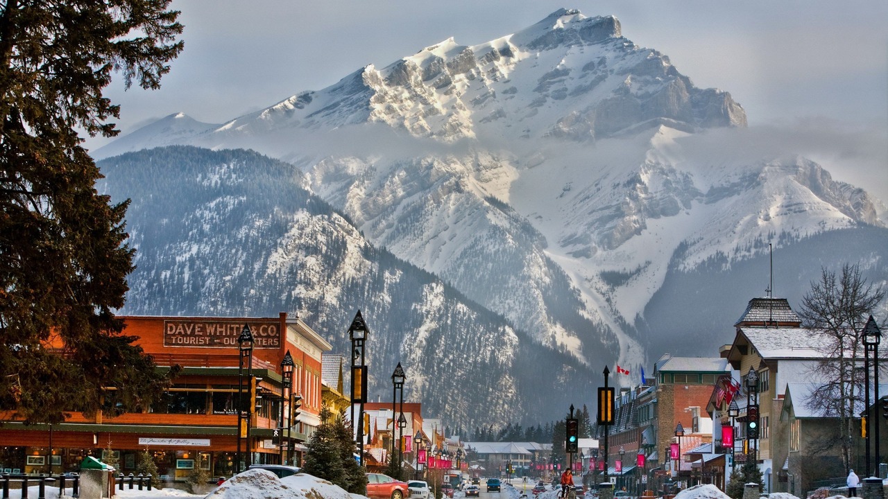Photo of Others in Lake Louise
