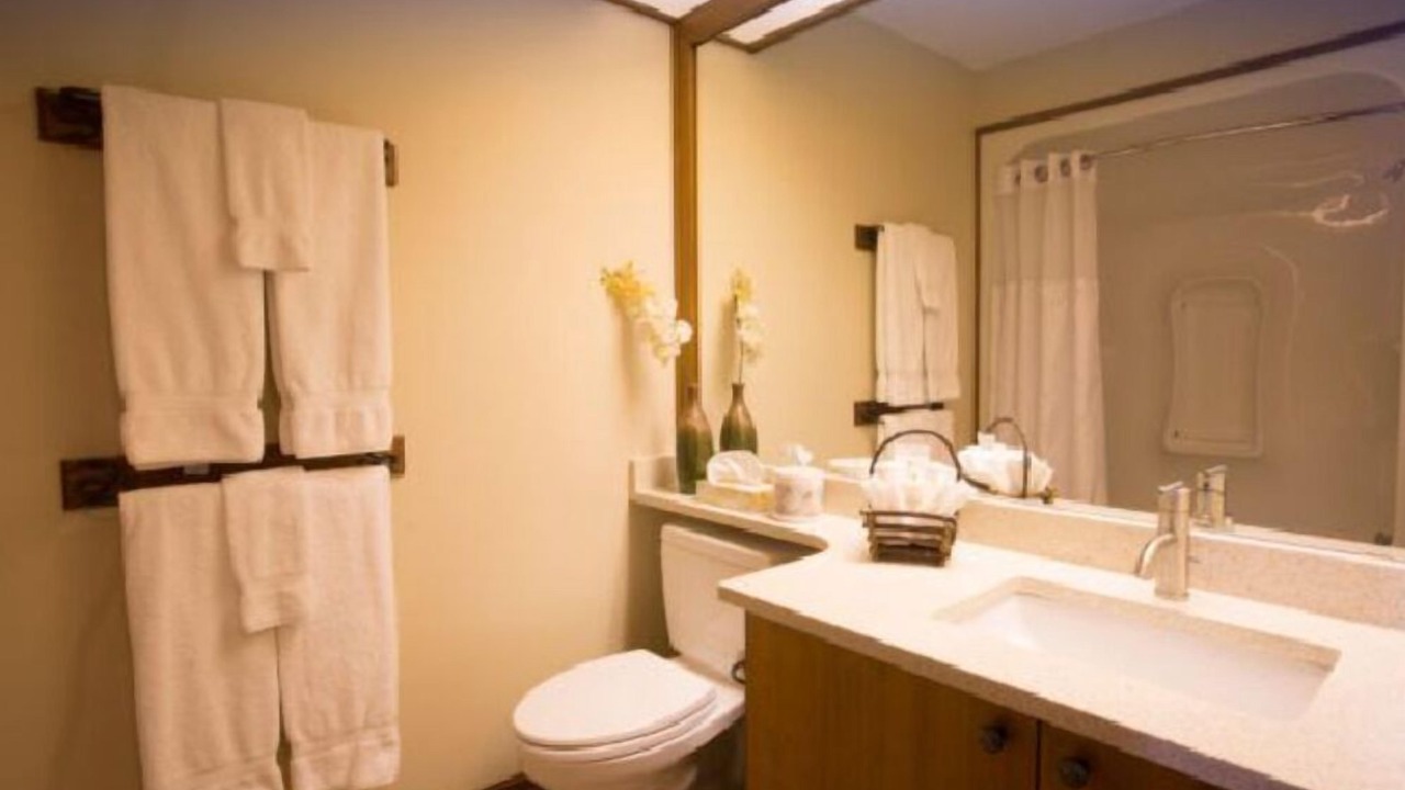 Photo of Bathroom in Lake Louise