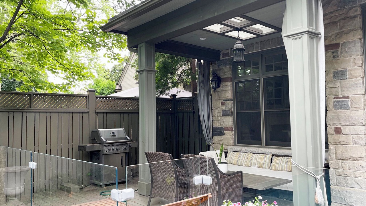 Photo of Patio Balcony in The Kingsway