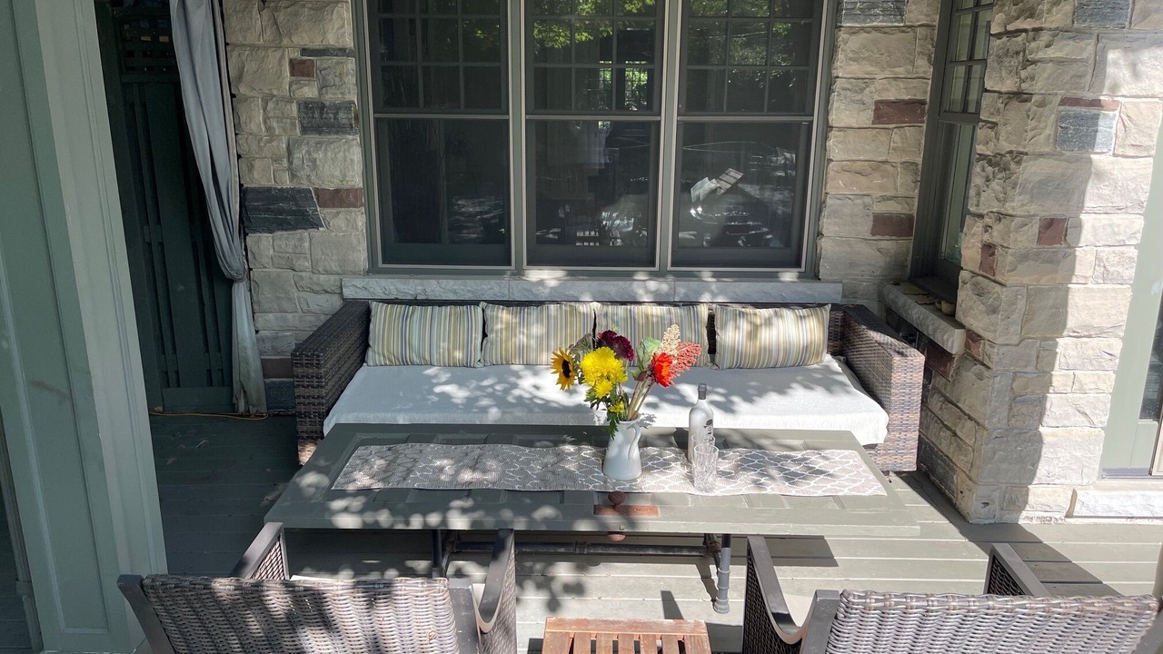 Photo of Patio Balcony in The Kingsway