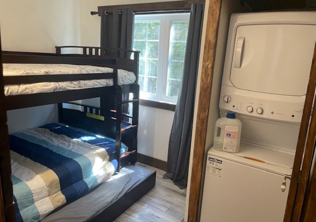 Photo of Bedroom in Balm Beach