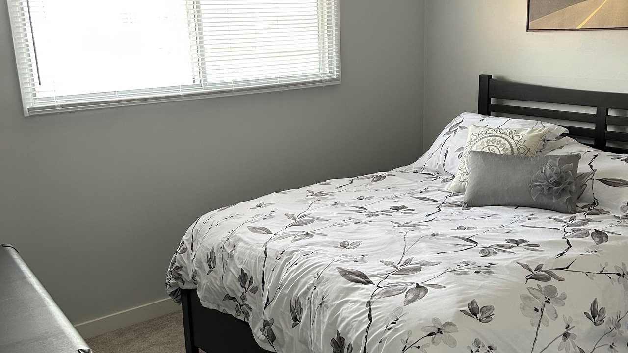Photo of Bedroom in Okanagan-Similkameen