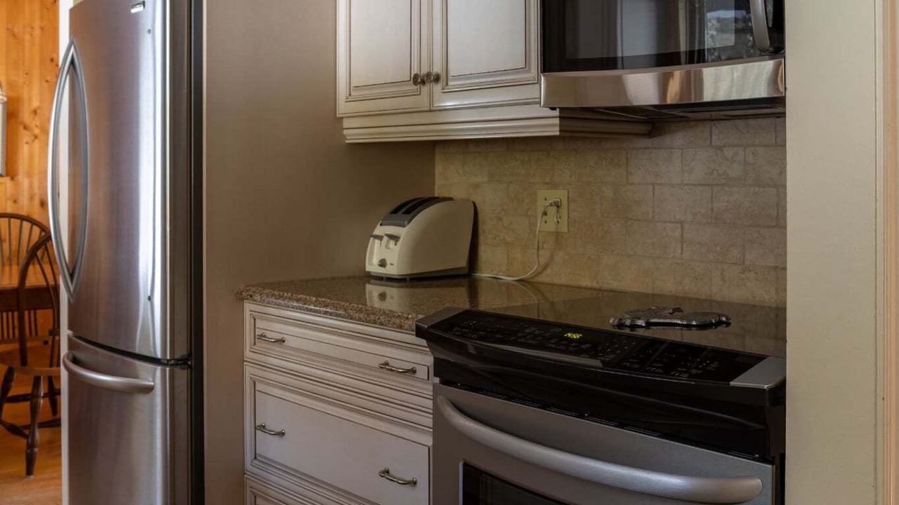 Photo of Kitchen in Saint-Denis-de-Brompton