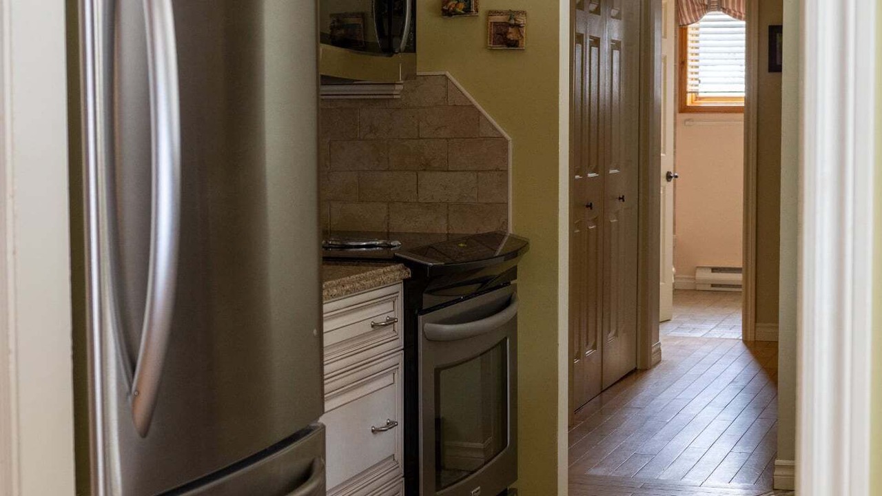 Photo of Kitchen in Saint-Denis-de-Brompton