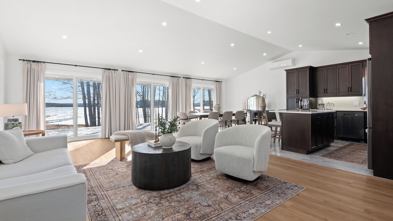 Photo of Livingroom in East Hants
