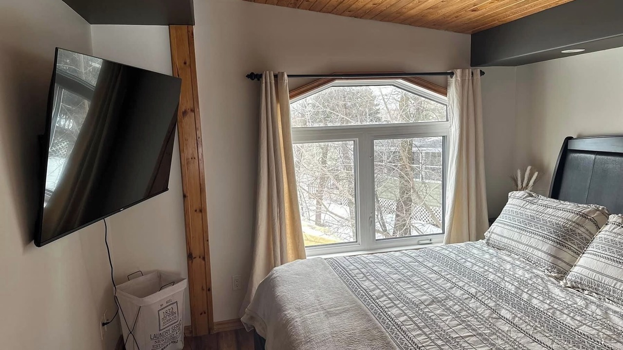 Photo of Bedroom in Petersfield