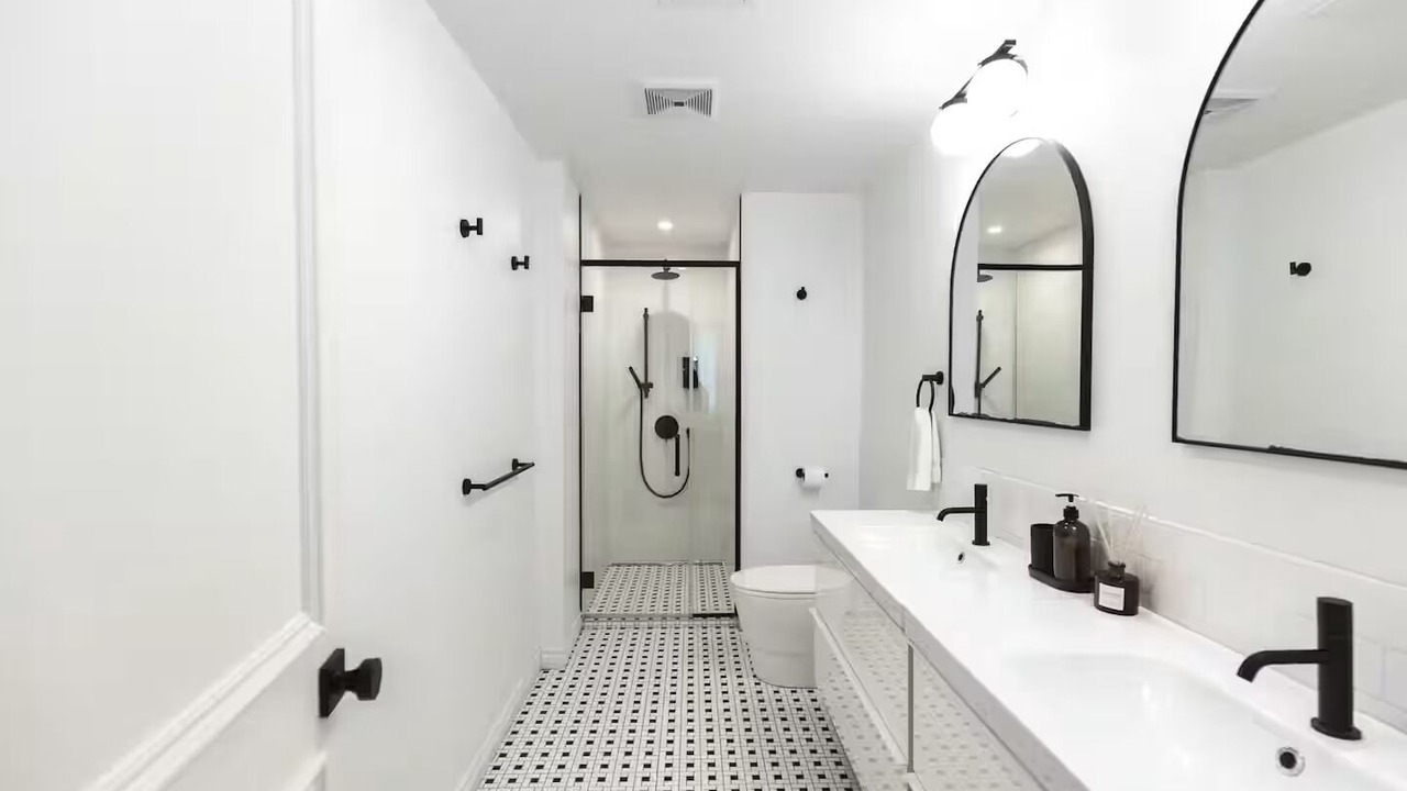 Photo of Bathroom in Shaughnessy Village
