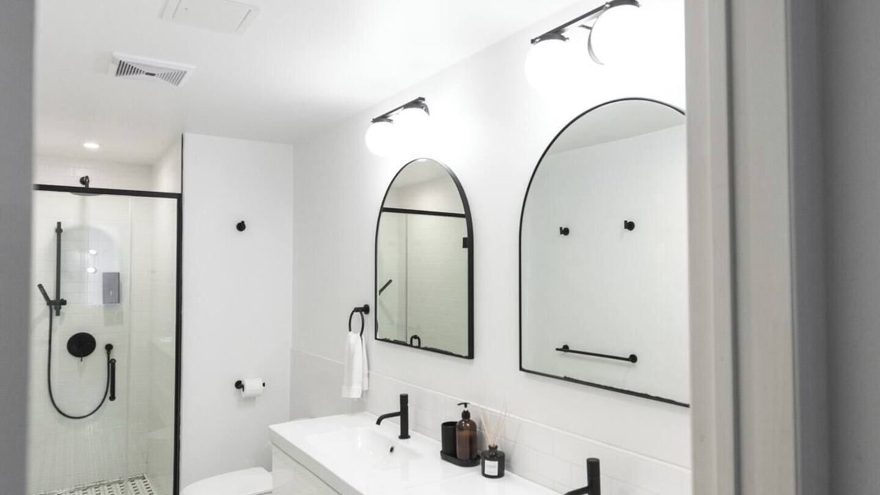 Photo of Bathroom in Shaughnessy Village
