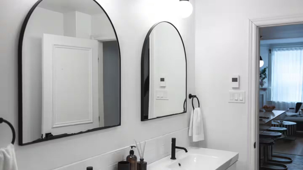 Photo of Bathroom in Shaughnessy Village