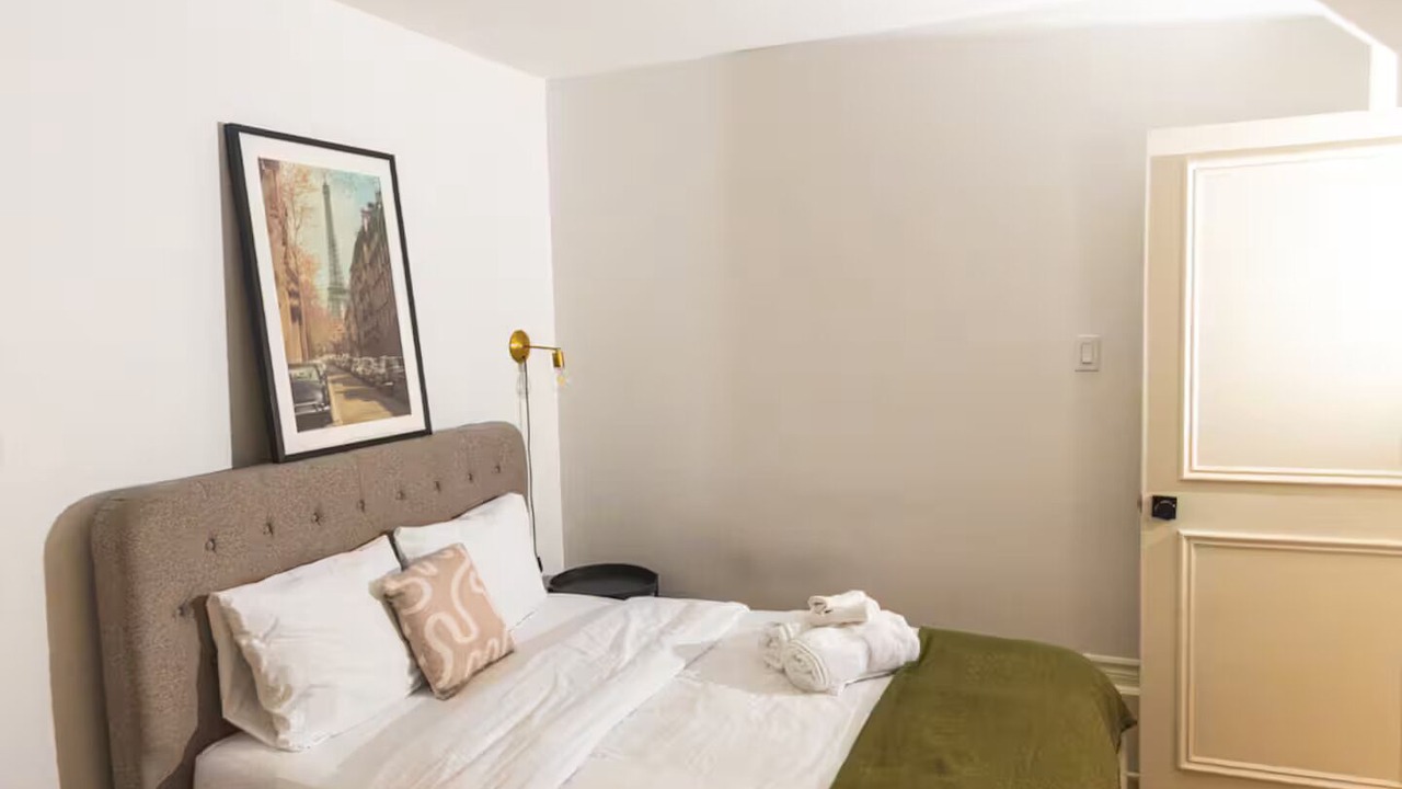 Photo of Bedroom in Shaughnessy Village