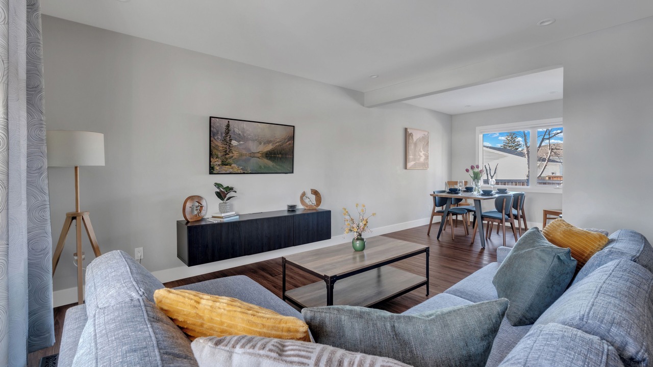 Photo of Livingroom in Southwest Calgary