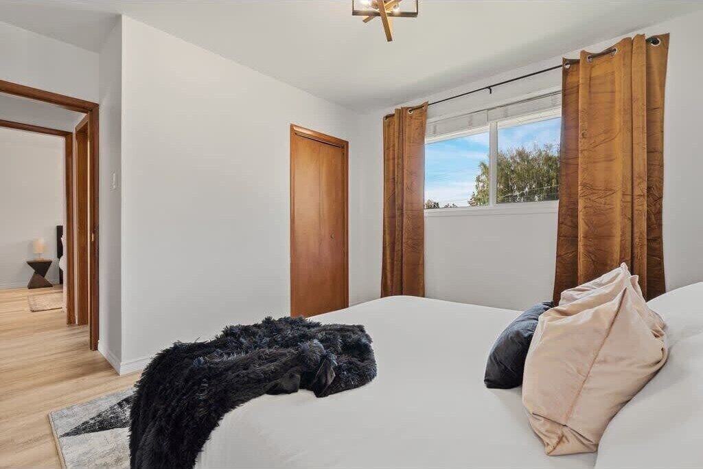 Photo of Bedroom in Drumheller