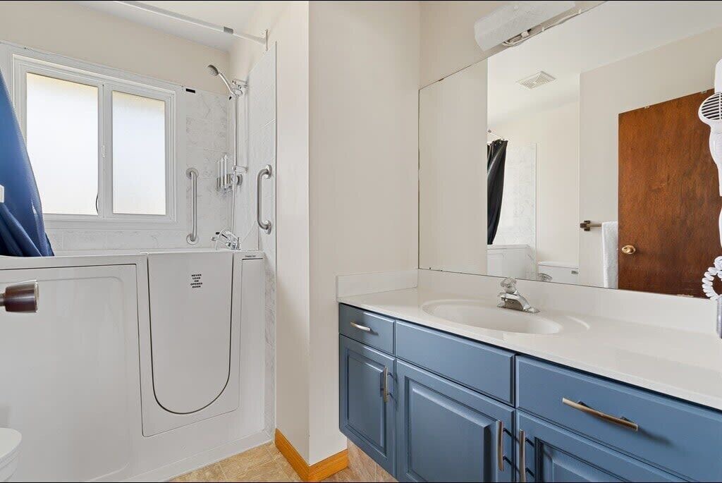 Photo of Bathroom in Drumheller