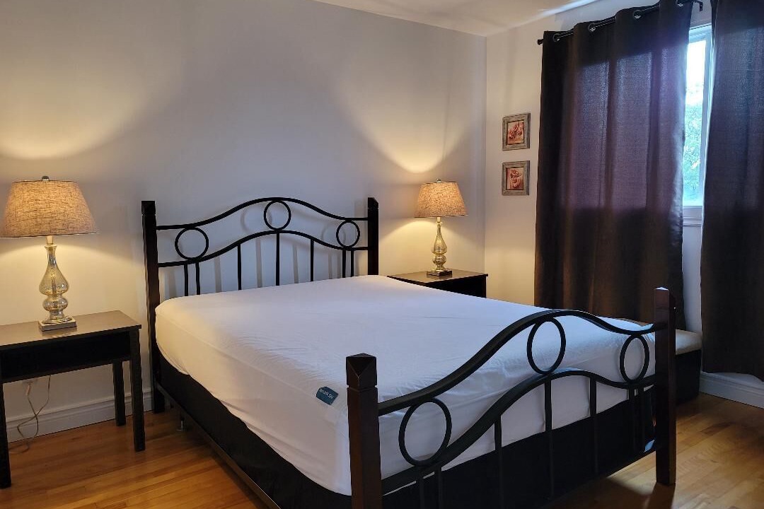 Photo of Bedroom in Pointe Claire