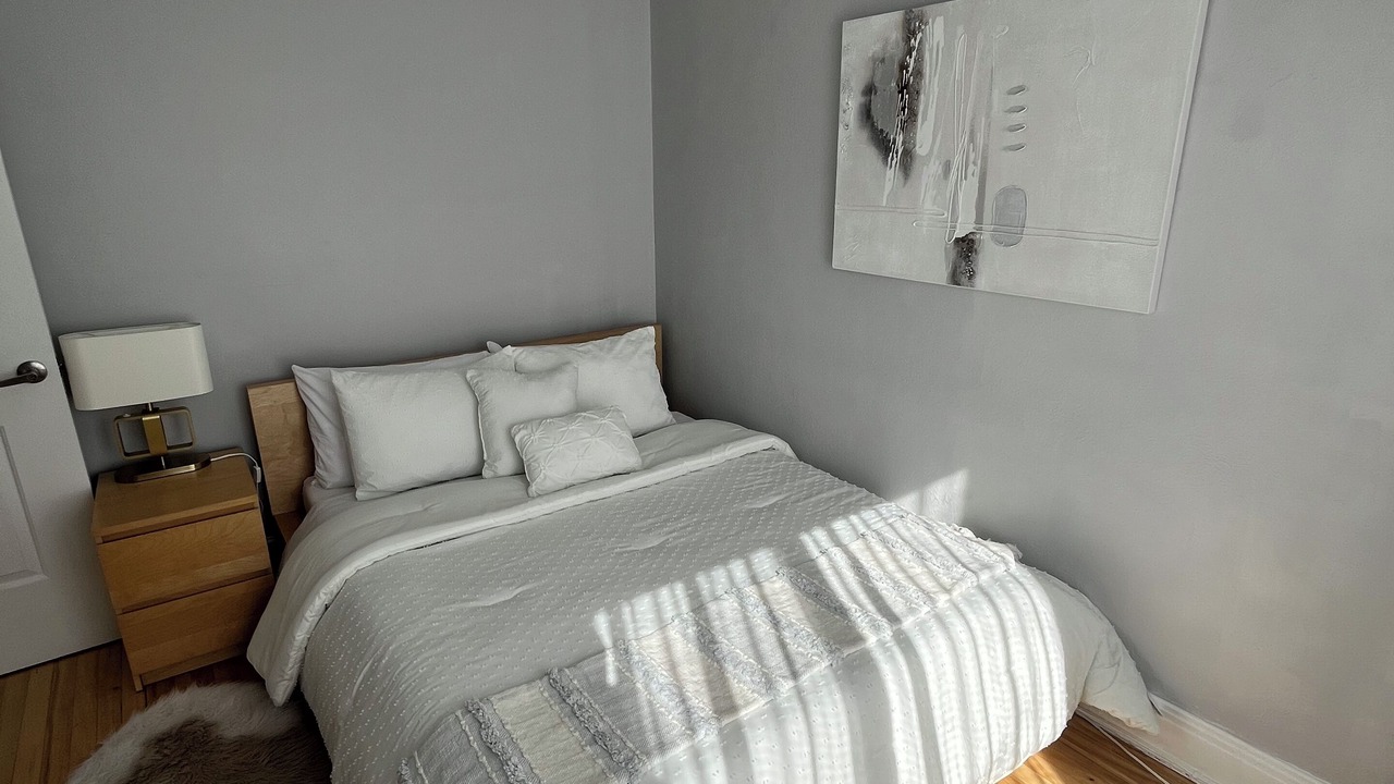 Photo of Bedroom in Youville