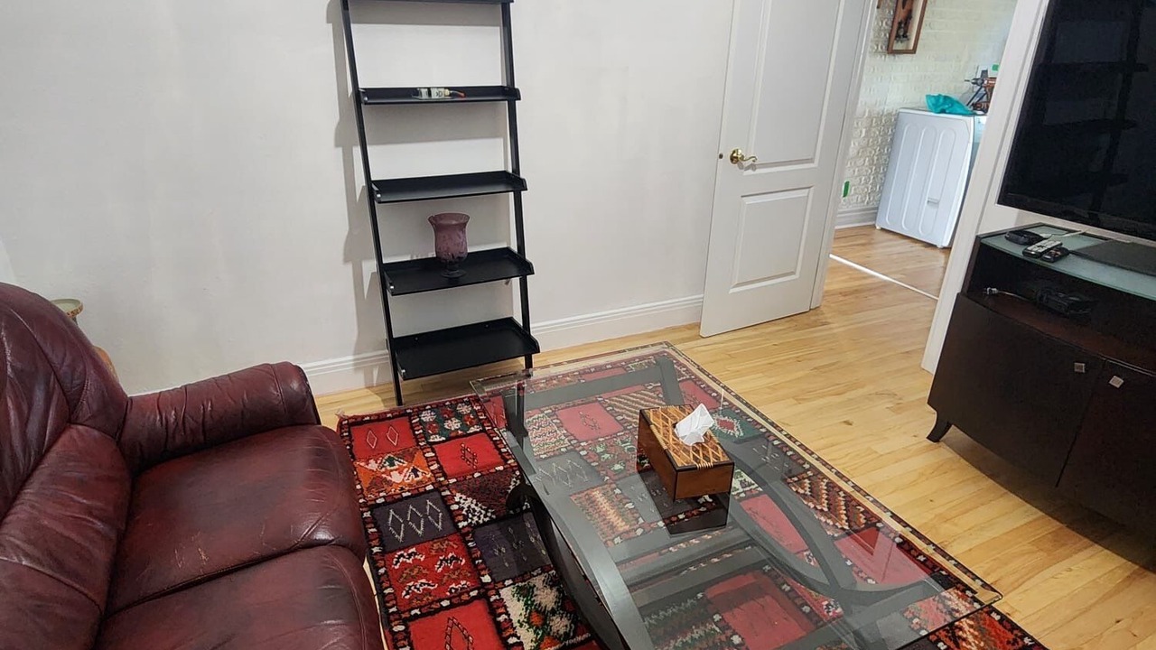 Photo of Livingroom in Youville