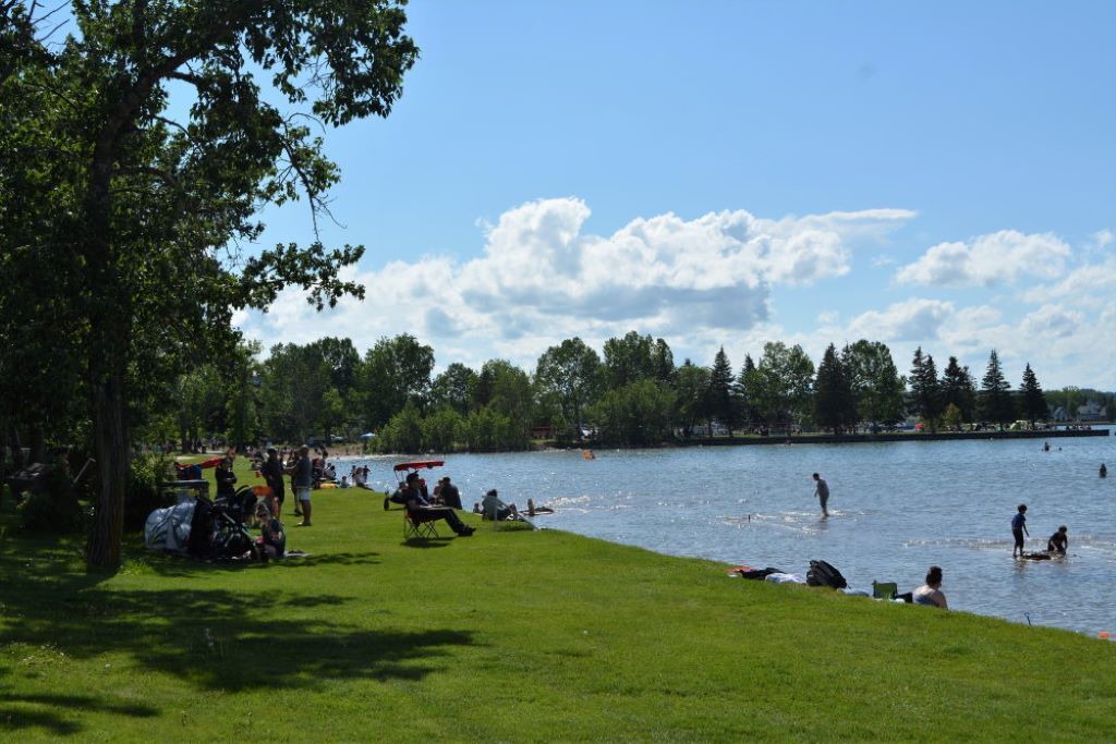 Photo of Others in Sylvan Lake