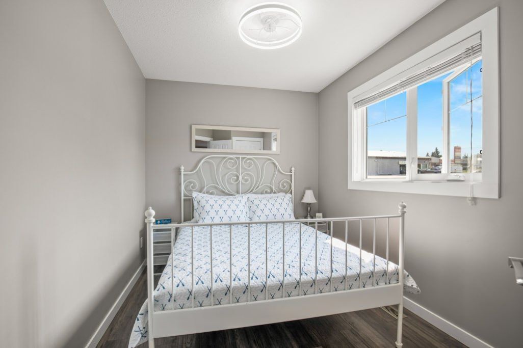 Photo of Bedroom in Sylvan Lake